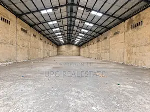 Spacious Warehouse