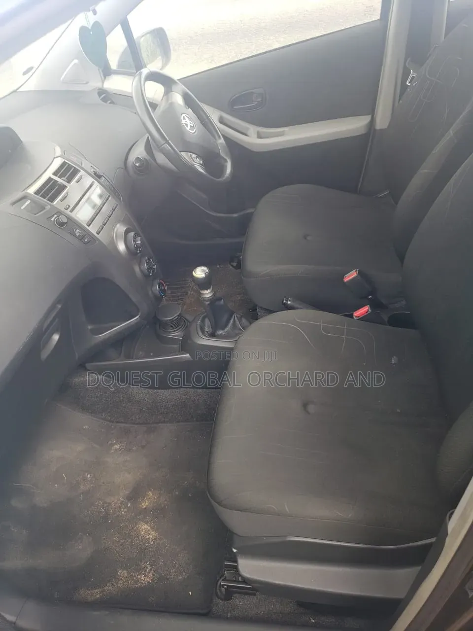 Toyota Yaris 2010 Gray