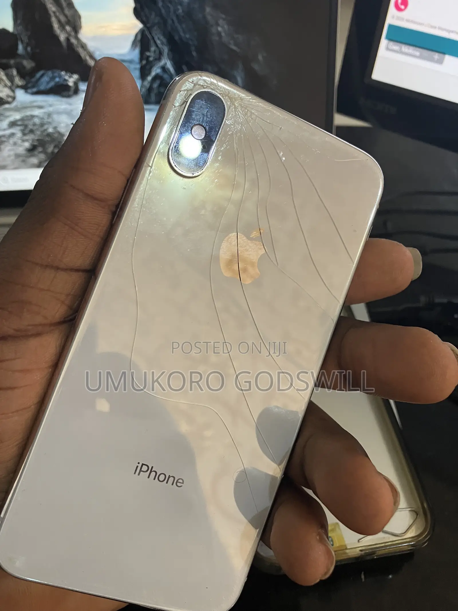 Apple iPhone XS 64 GB White