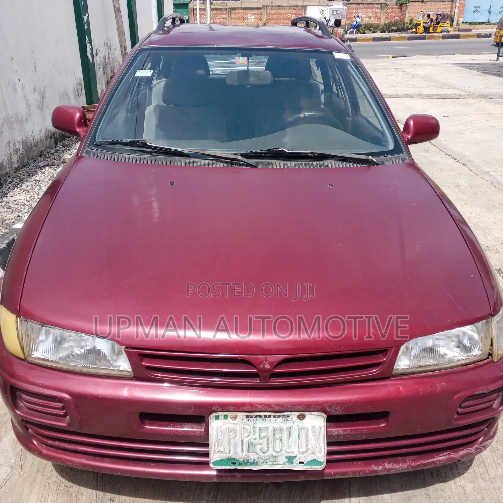 Mitsubishi Lancer 2000 Red