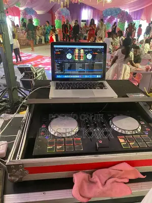 House Party Pool Party Available Dj Services
