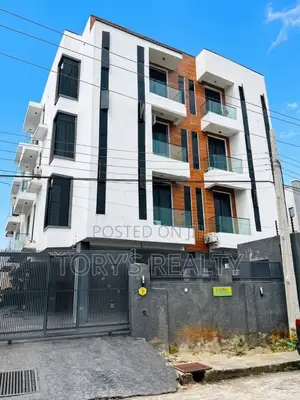 2bdrm Apartment in Lekki Phase 2 for sale