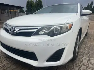 Toyota Camry L 4dr Sedan (2.5L 4cyl 6A) 2012 White