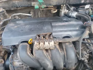 Toyota Corolla 2004 Gray