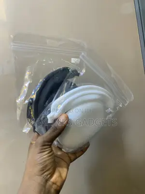 Replacement Silicone Pouch for AirPod Max