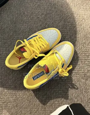 Travis Scott X Air Jordan 1 Low OG SP "Canary"