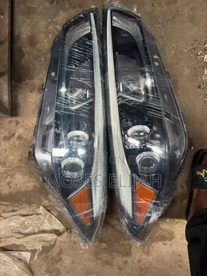 Head Lights Hyundai Tucson 2016 Set