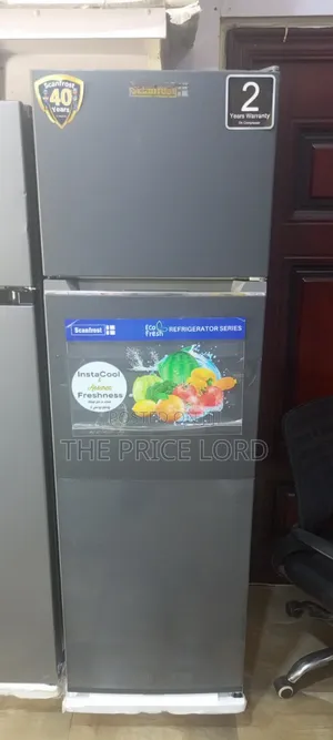 SFR250DM -a 235Ltrs, Direct Cool, D. Door Refrigerator
