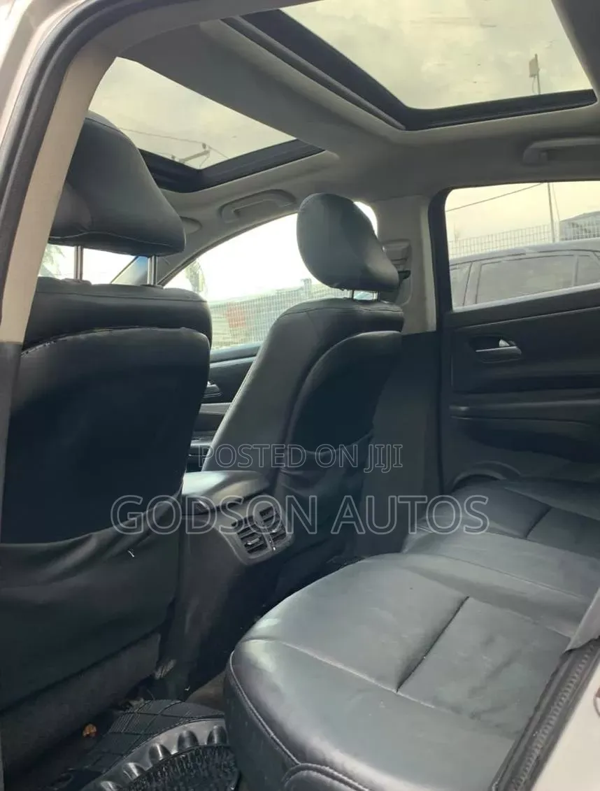 Acura ZDX Base AWD 2011 Silver