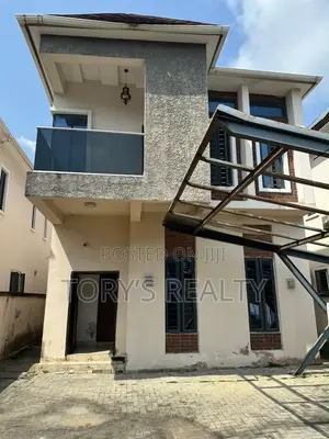 4bdrm Duplex in Lekki Phase 2 for sale