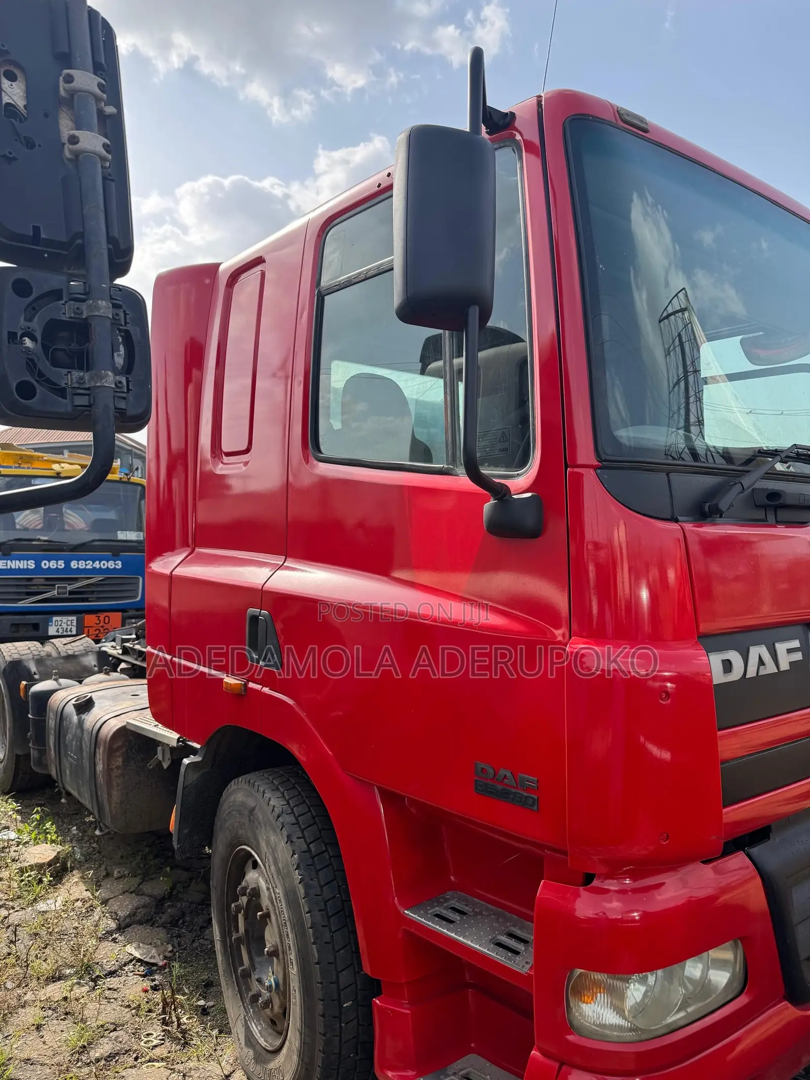DAF 85 Head Unit 2004 Red