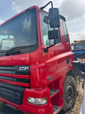 DAF 85 Head Unit 2004 Red