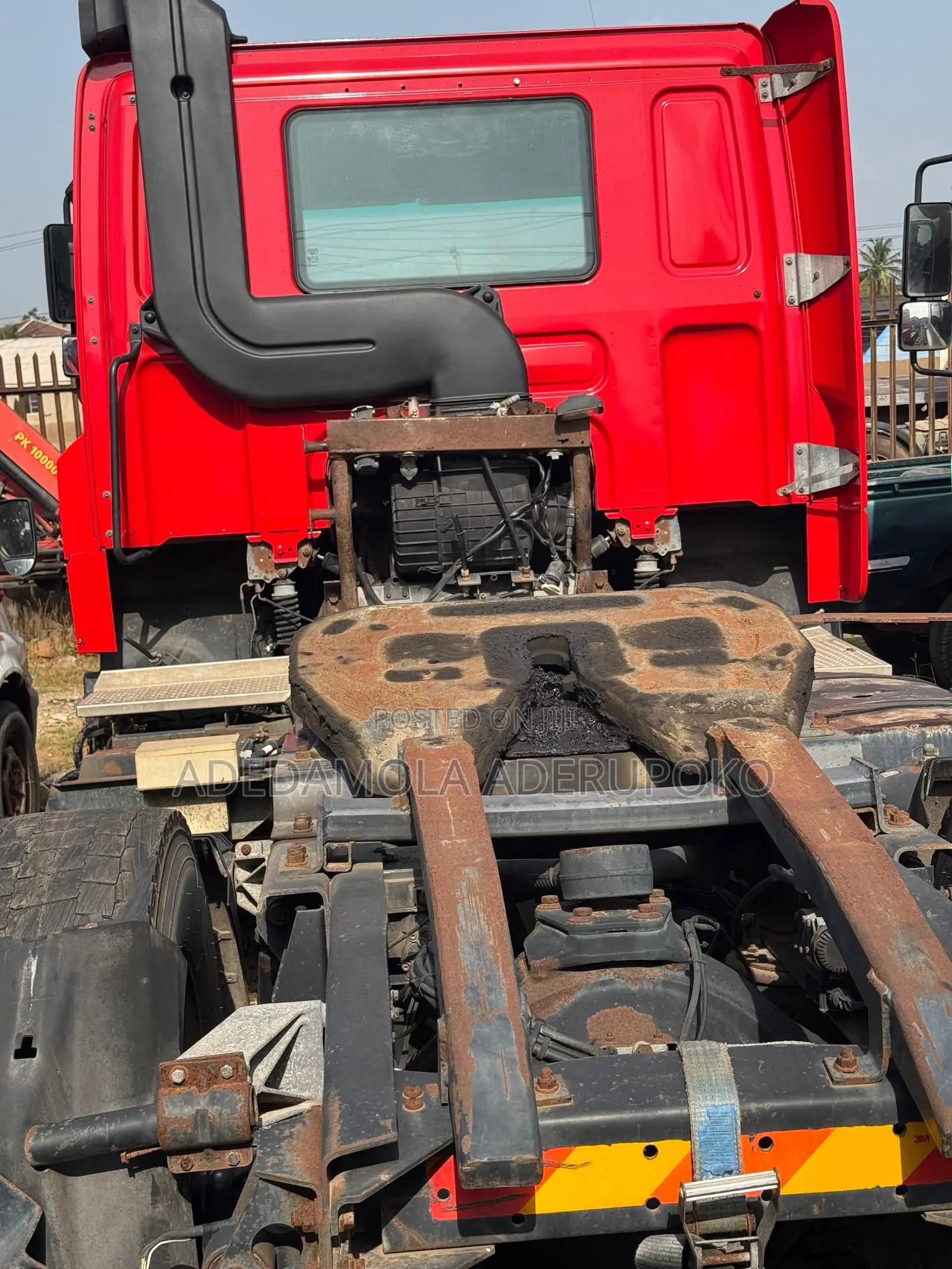 DAF 85 Head Unit 2004 Red