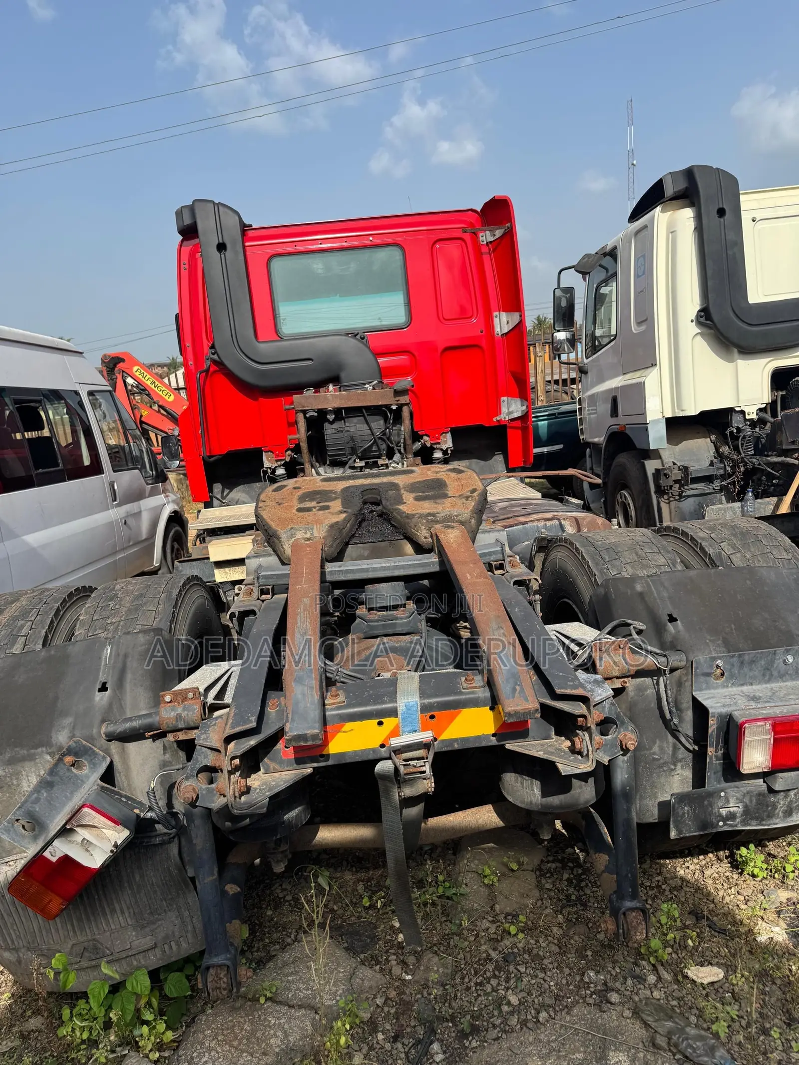 DAF 85 Head Unit 2004 Red