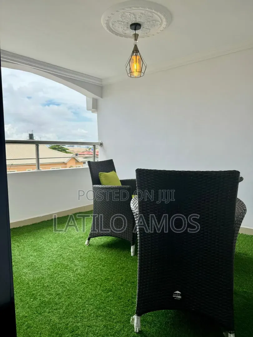 Cozy 1 Bedroom Unit With Balcony & a PS5 Console 