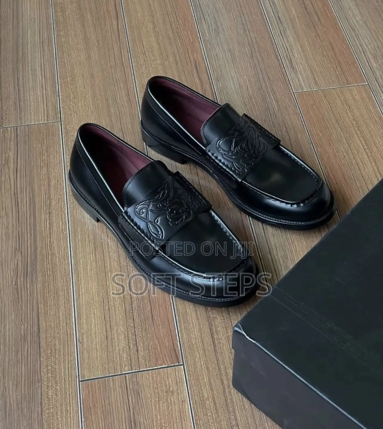 JCaesar Vampire Loafers