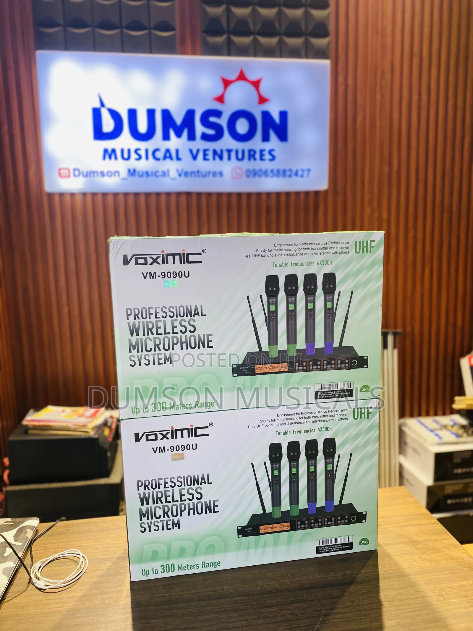 Voximic VM-9090U 4-in-1 Wireless Microphone