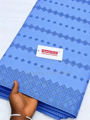 HyperOne Dynamic Creative Yard - Original Swiss Lace - Kwari