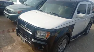 Honda Element 2002 White