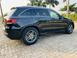 Mercedes-Benz GLC-Class 2021 Black