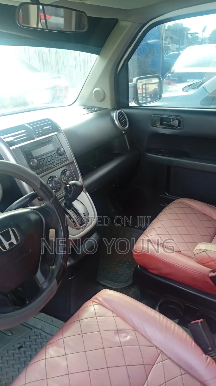 Honda Element 2002 White