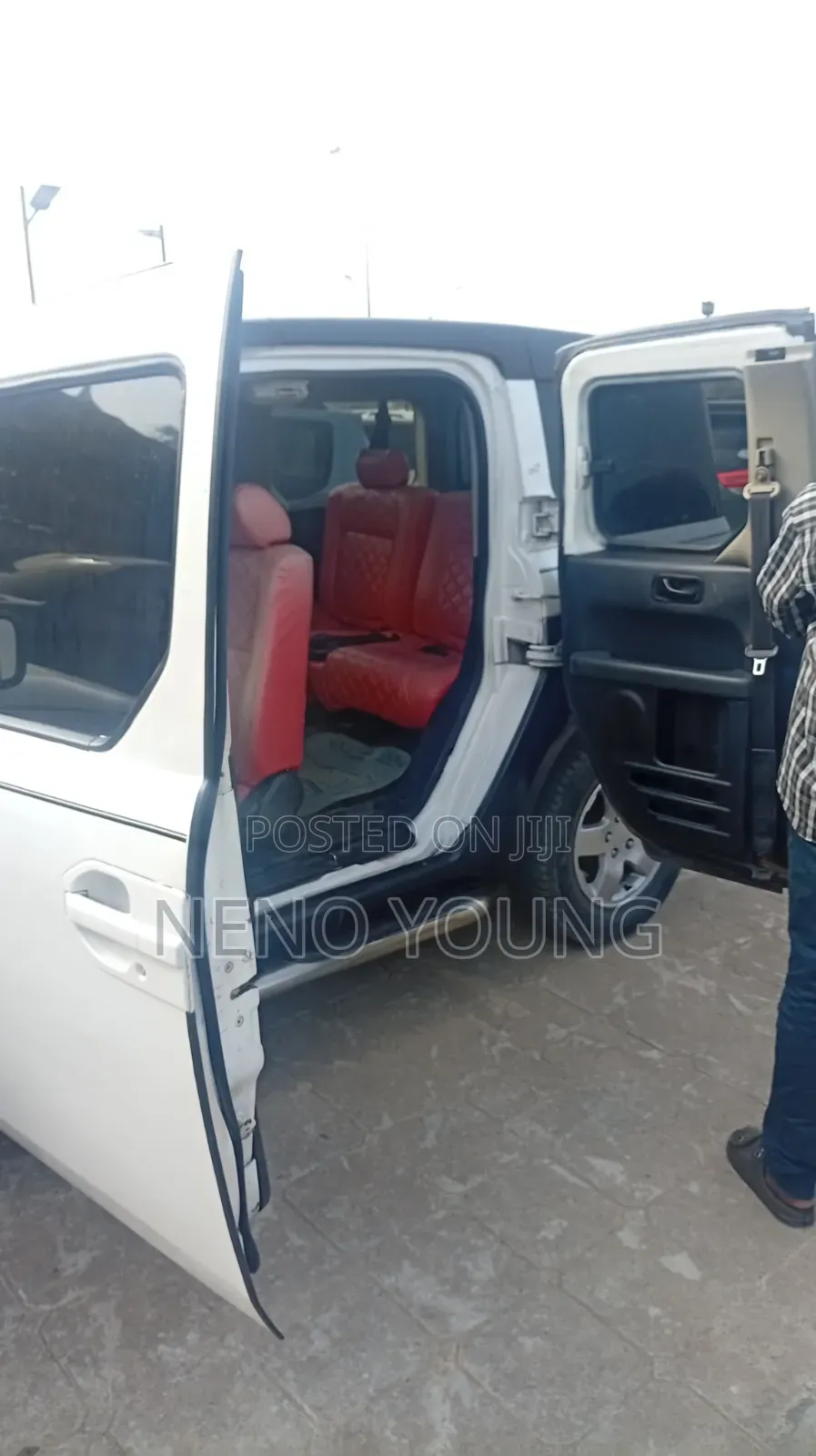 Honda Element 2002 White