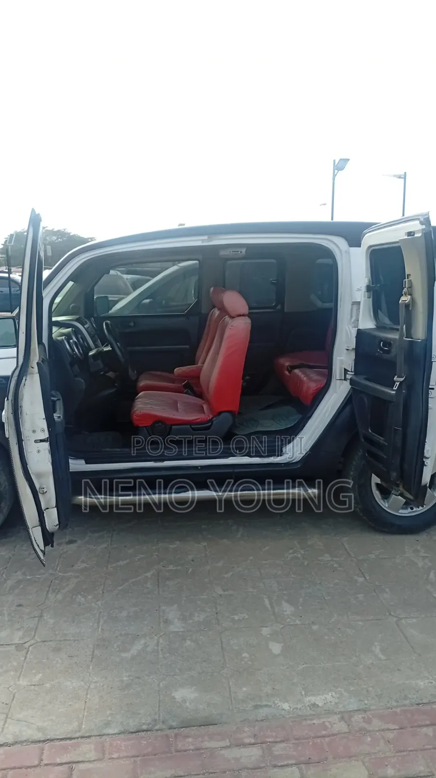 Honda Element 2002 White