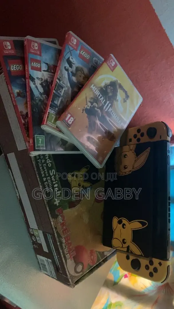 Nintendo Switch Pikachu Edition