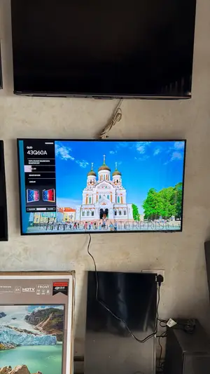 43-Inch Uk Used Samsung QLED Smart TV