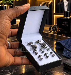 Black Unique Classic Men's Cufflinks Set