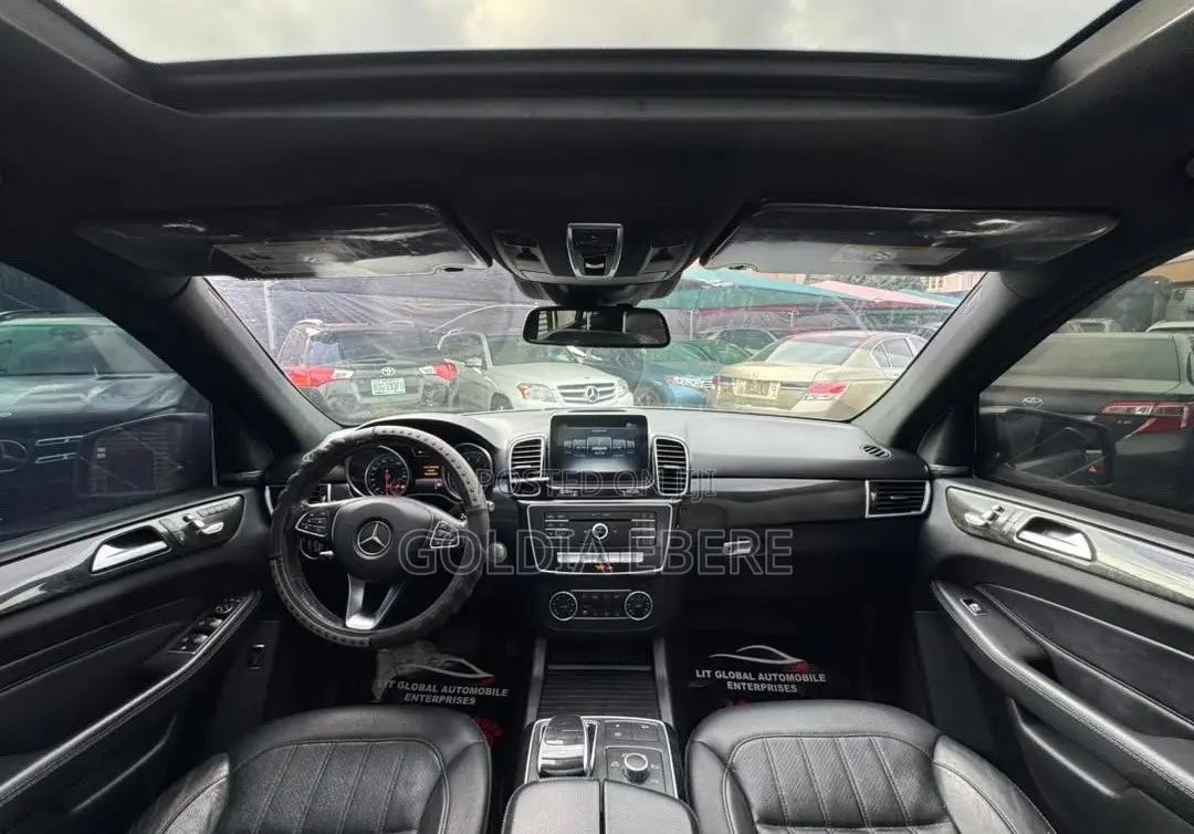 Mercedes-Benz GLE-Class 2017 Black