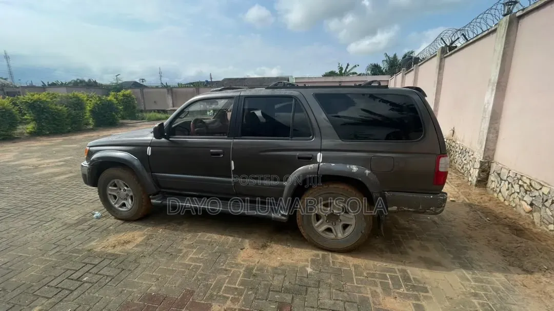 Toyota 4-Runner 2002 Gray