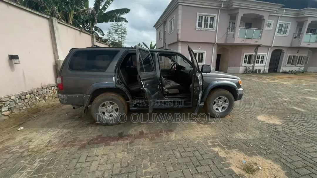 Toyota 4-Runner 2002 Gray
