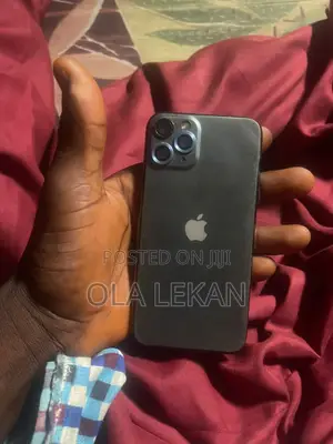 Apple iPhone X 64 GB Black