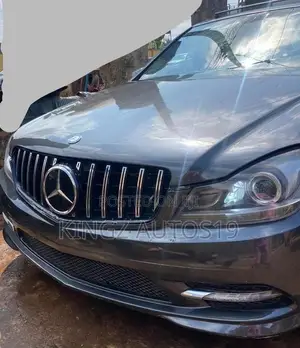 Mercedes-Benz C350 2010 Black