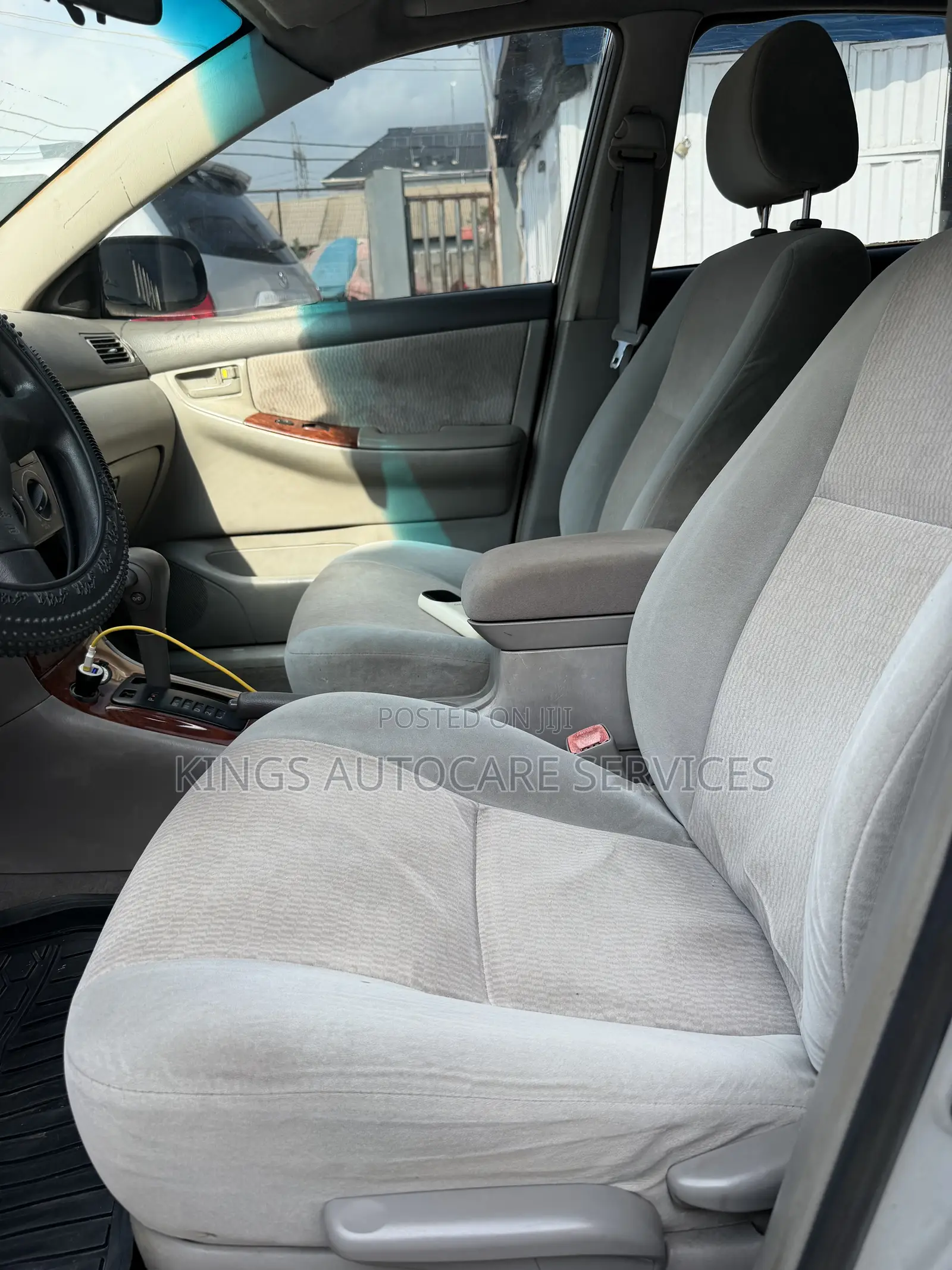 Toyota Corolla LE 2005 Silver
