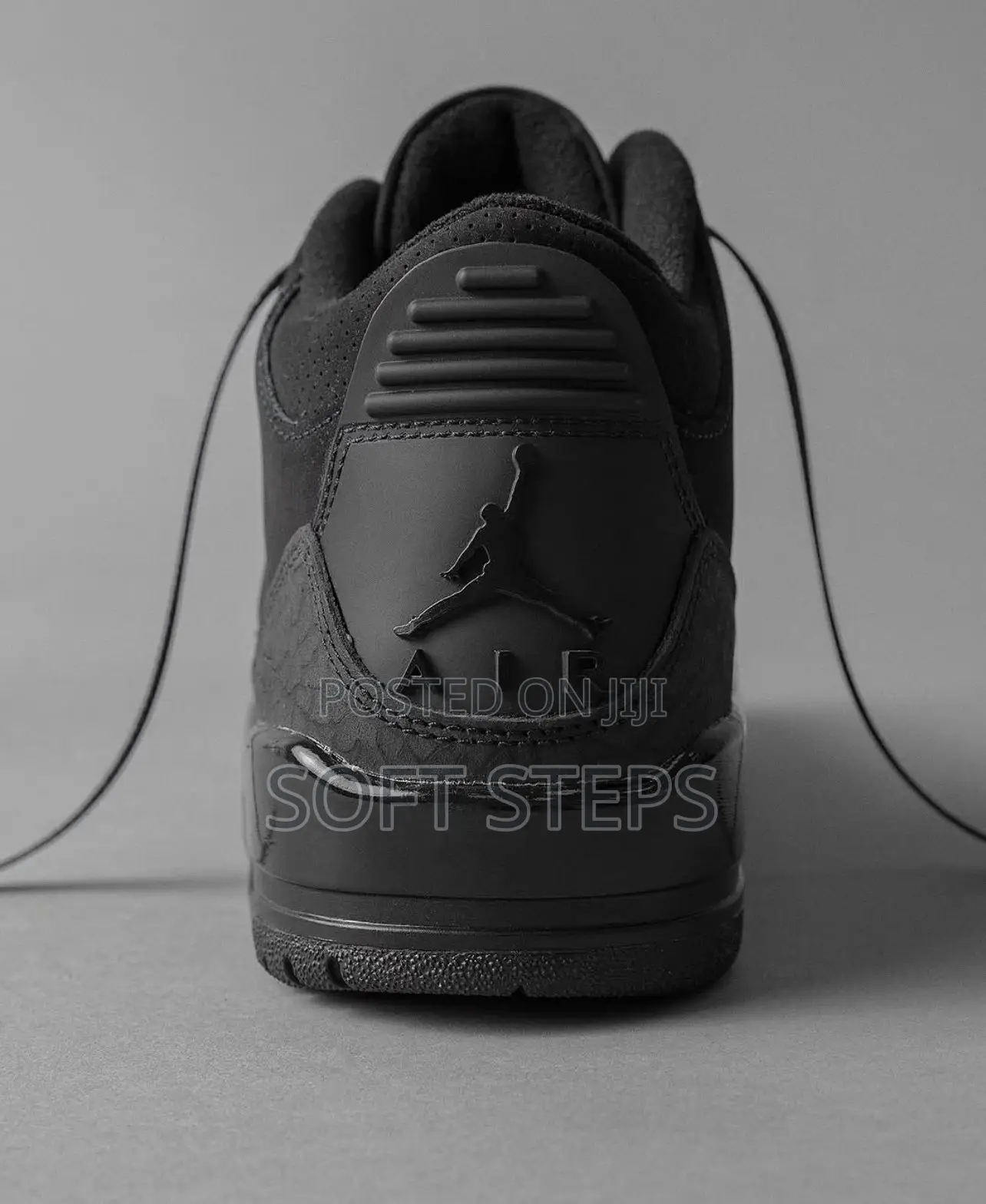 Air Jordan 3 Retro "Black Cat"