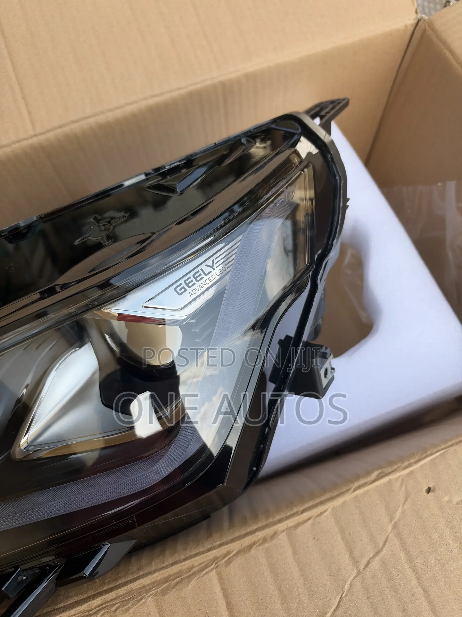 Geely Coolray Headlight