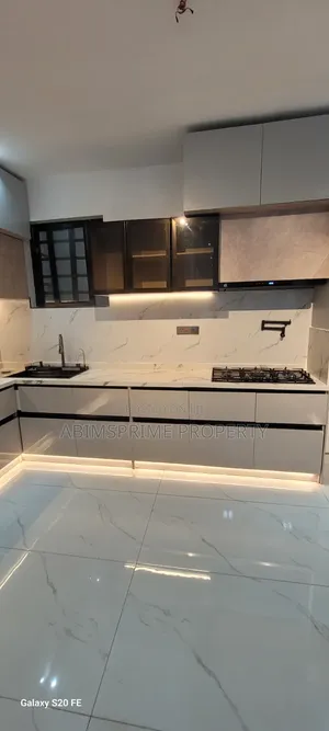 2bdrm Block of Flats in Belevista, Lekki Phase 1 for sale