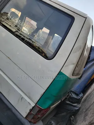 Volkswagen Transporter 2004 White