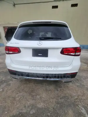 Mercedes-Benz GLC-Class 2017 White