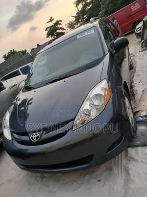 Toyota Sienna 2008 Gray