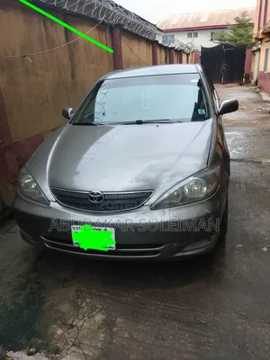 Toyota Camry SE 4dr Sedan (2.4L 4cyl 4A) 2003 Gray