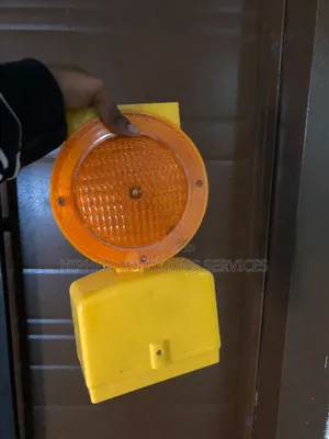 Heavy-Duty Solar Lighting System for Construction Sites