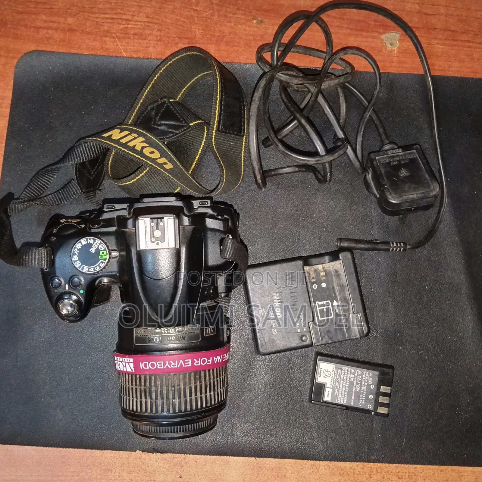 Nikon D5000