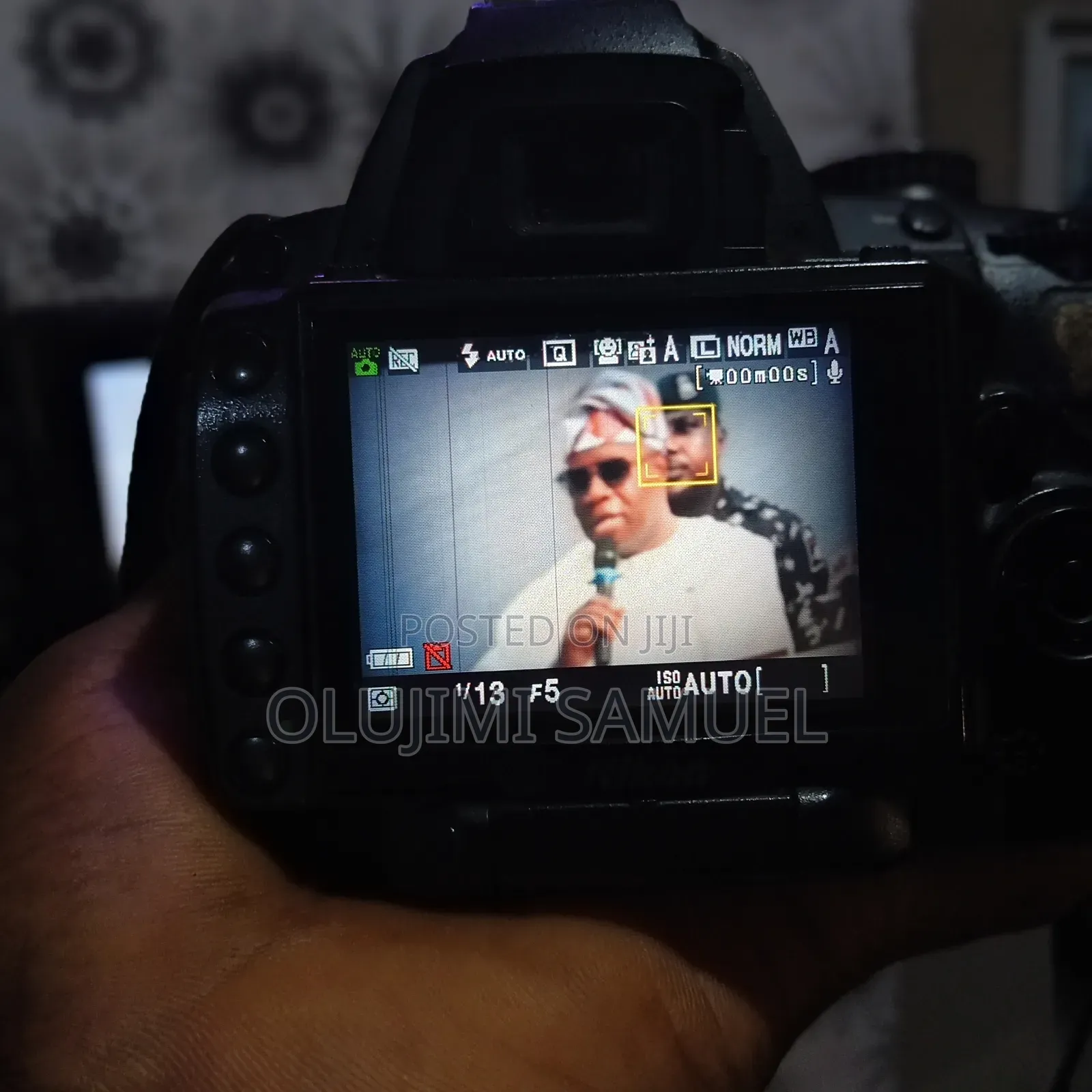 Nikon D5000