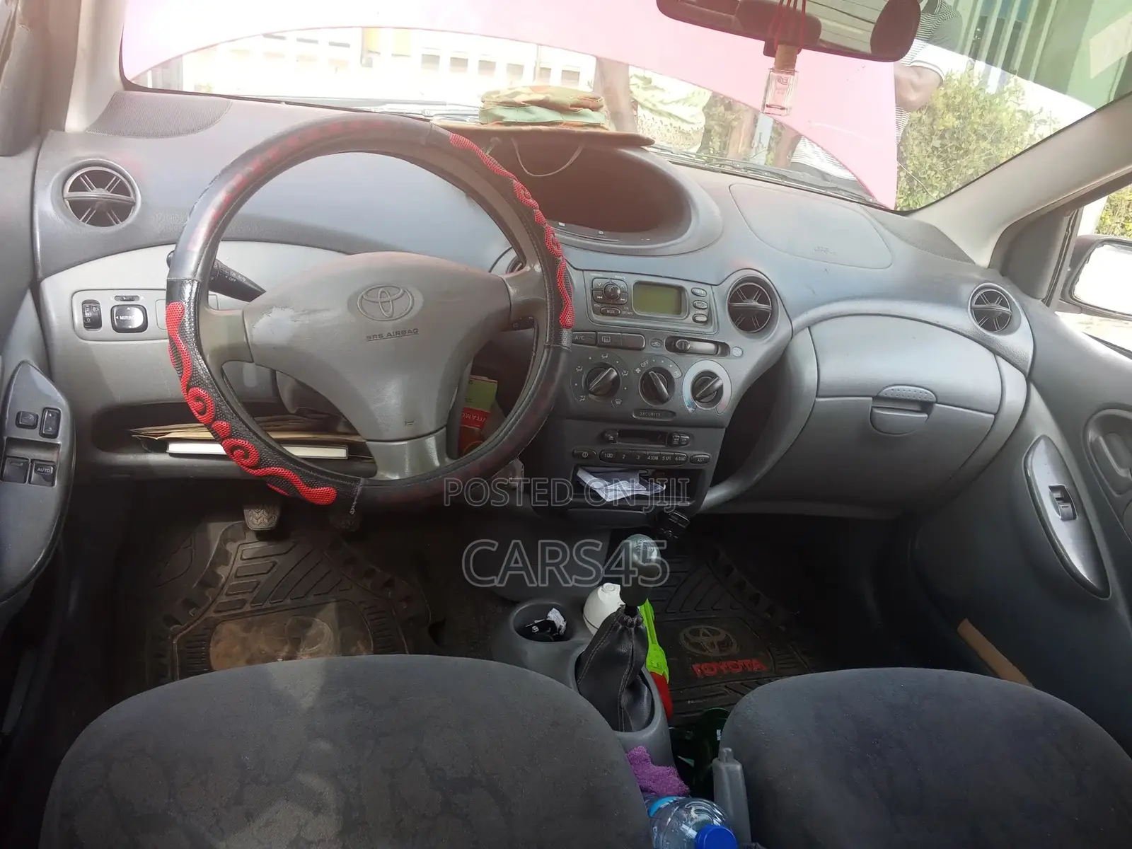 Toyota Yaris 2001 Red