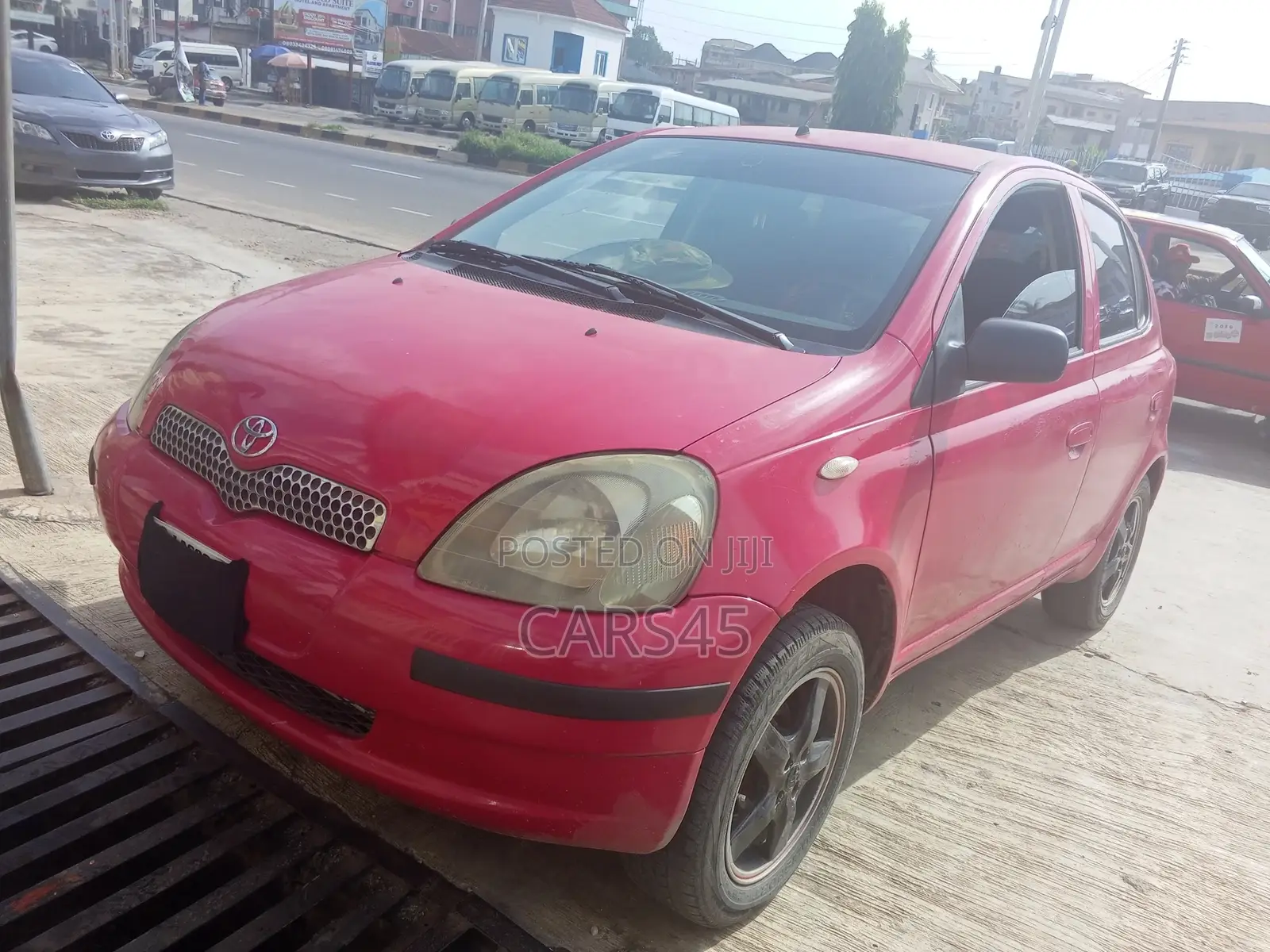 Toyota Yaris 2001 Red