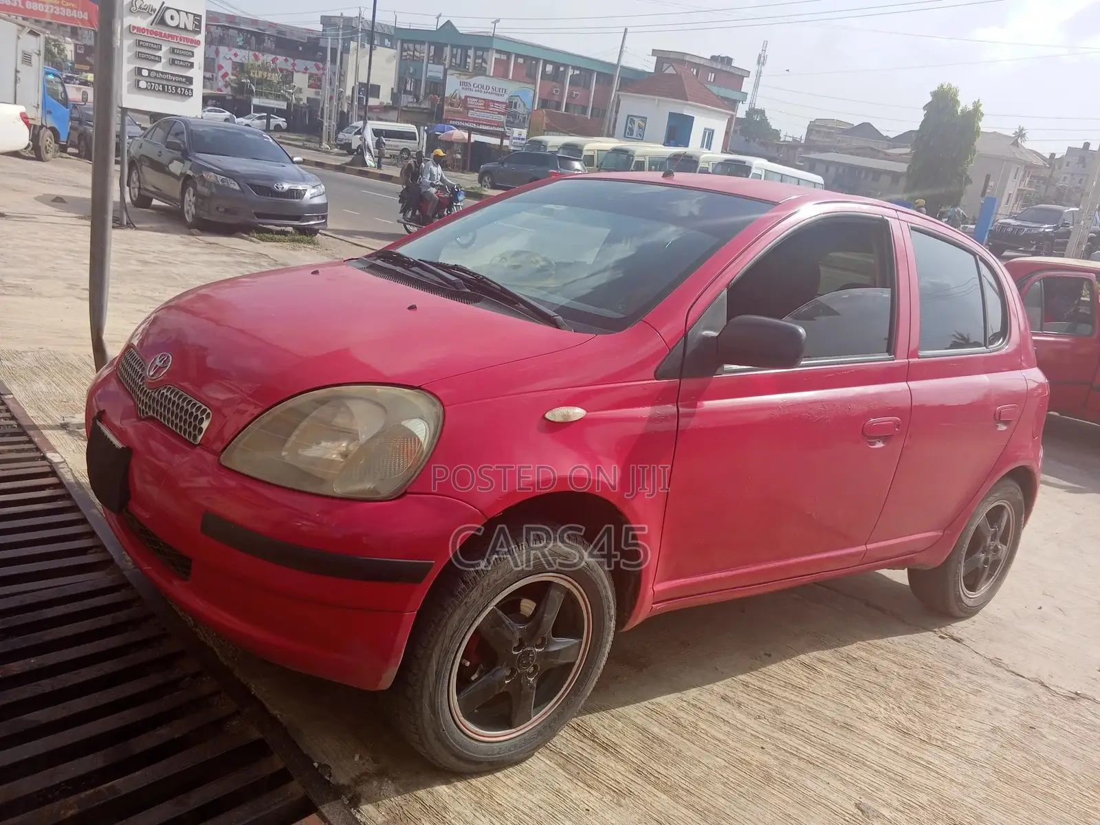 Toyota Yaris 2001 Red