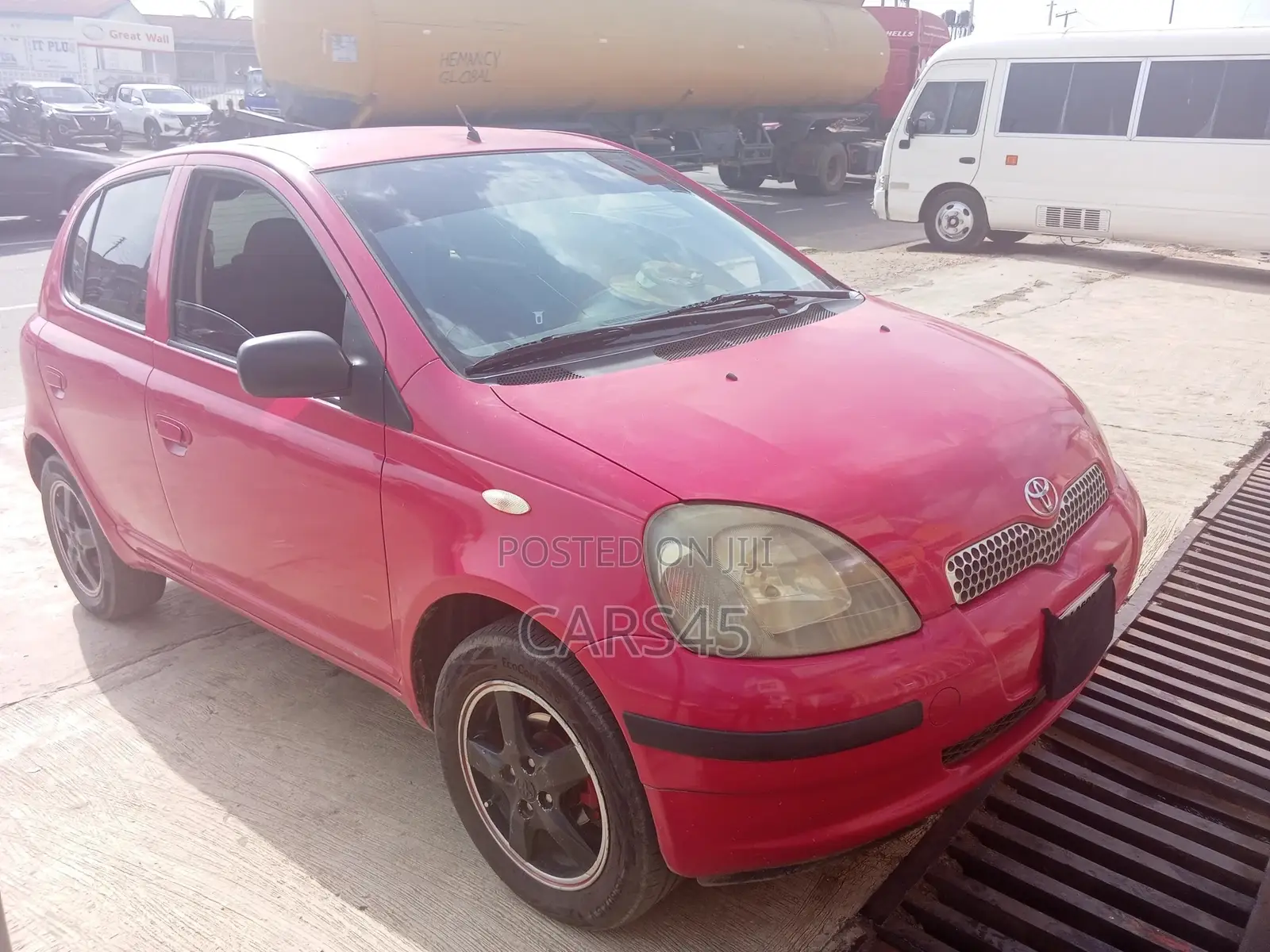 Toyota Yaris 2001 Red